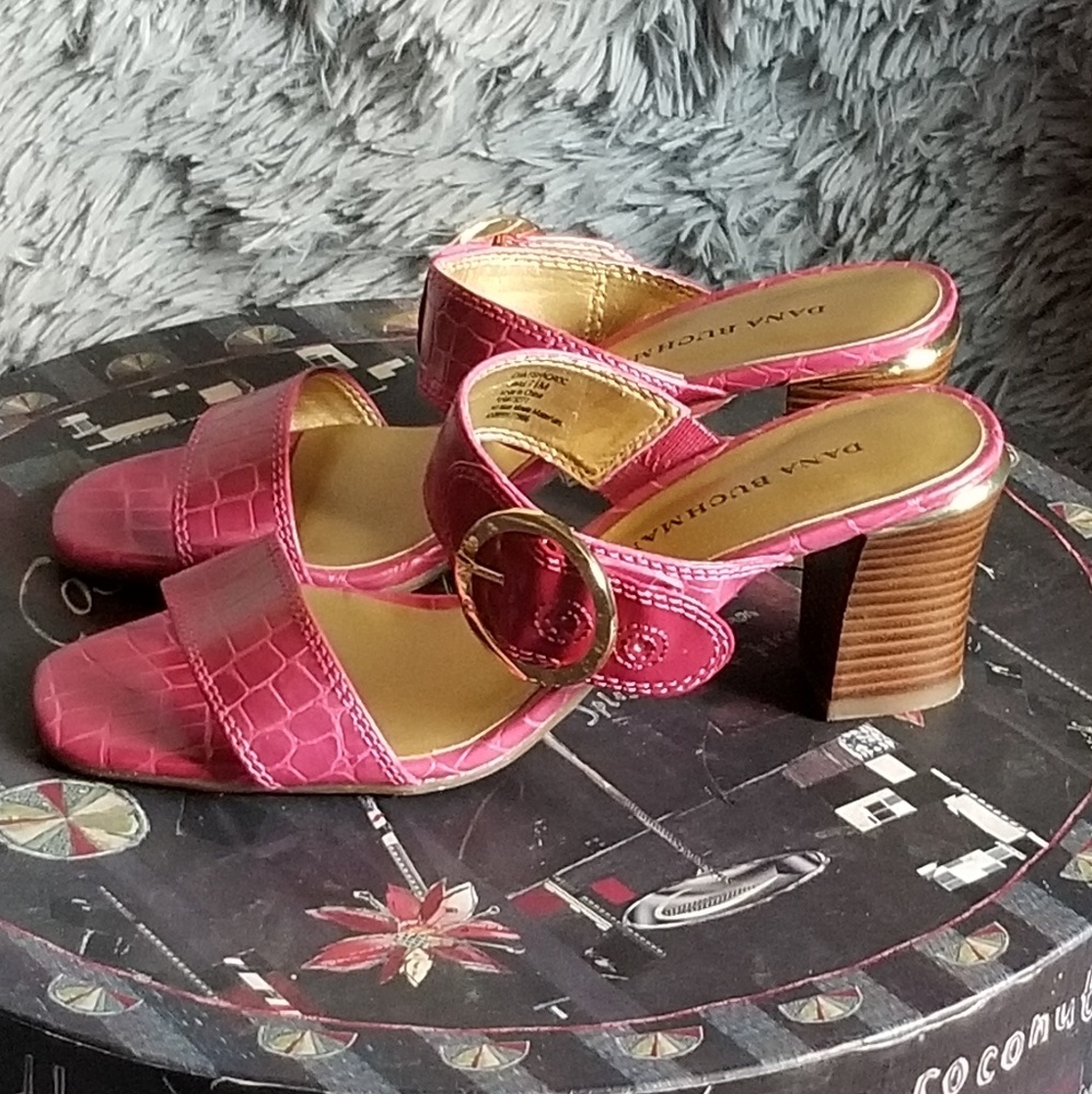 DANA BUCHMAN MULES LIKE NEW